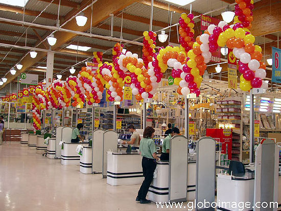 decoración con globos tienda
